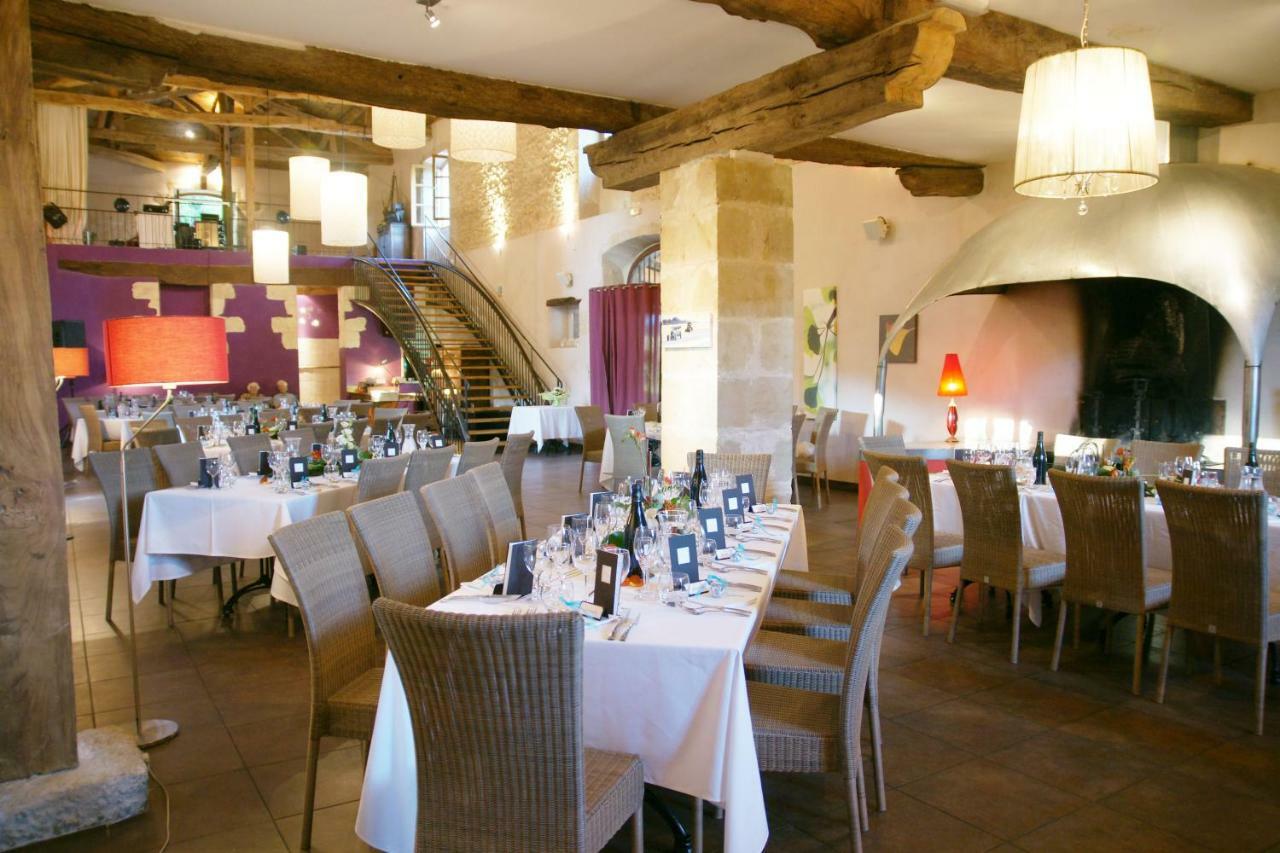 Le Chateau De Camille Saint-Jean-le-Comtal Buitenkant foto